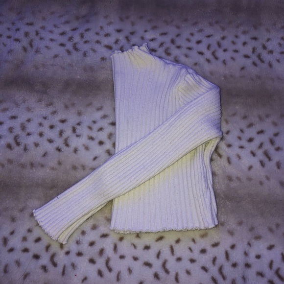 shein cropped long sleeves turtleneck . - Picture 7 of 7